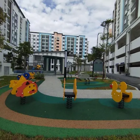 Seremban Pool View 5-6 Pax Luxury Suite Exterior photo